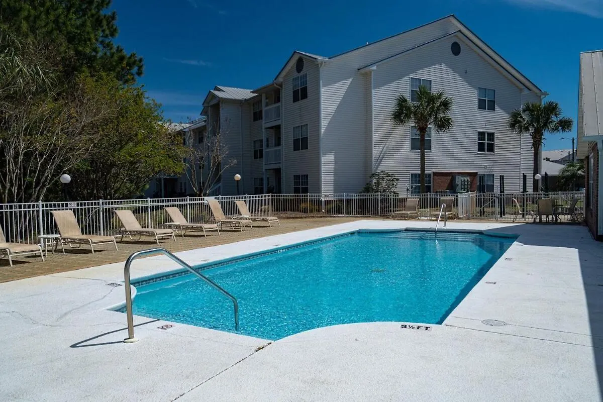 Comfy Beach Apt In Central Location Destin 0*,  United States